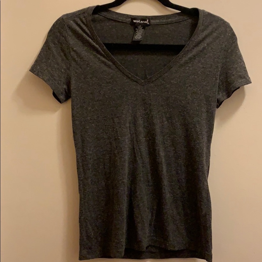 Wet Seal Gray V-neck Tee Shirt